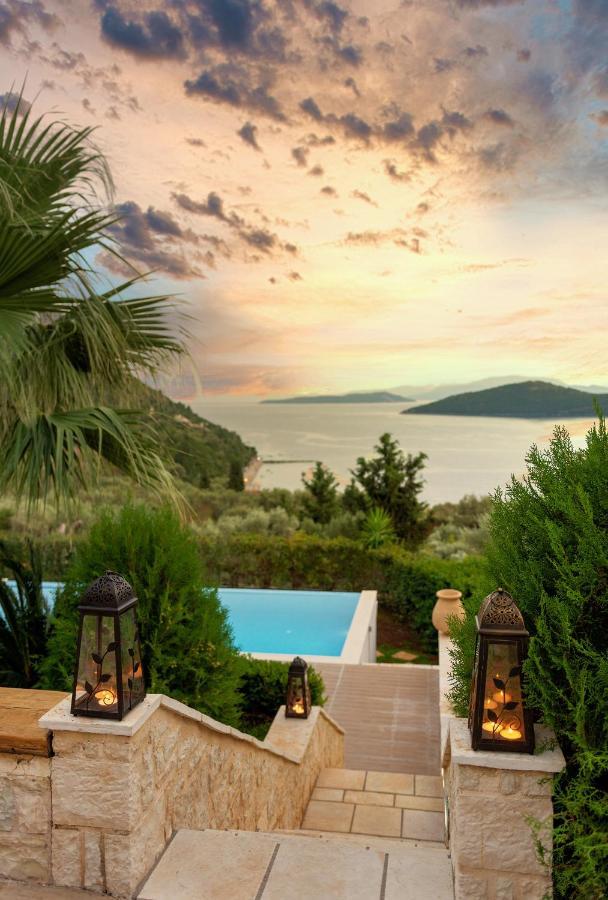 Ionian Diamond Villas Mikros Gialos Bagian luar foto