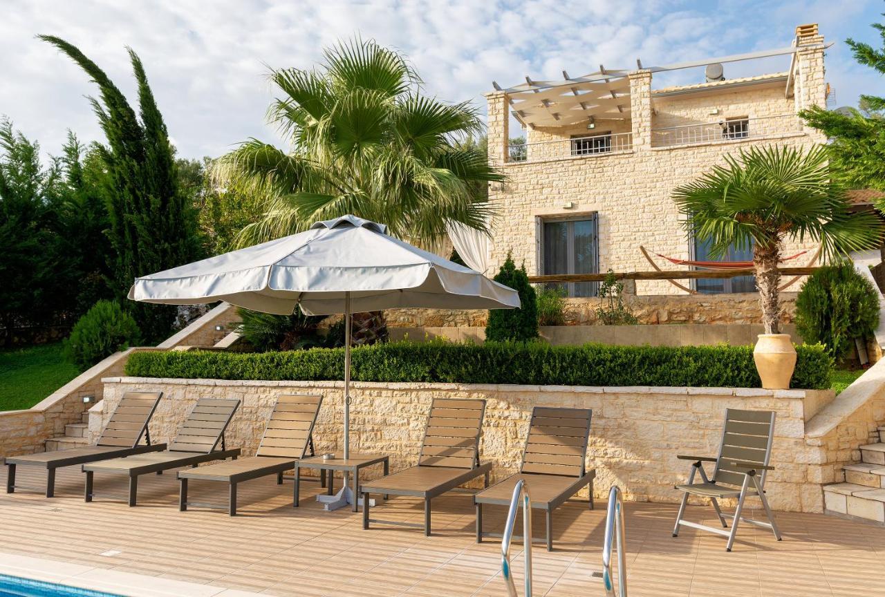 Ionian Diamond Villas Mikros Gialos Bagian luar foto