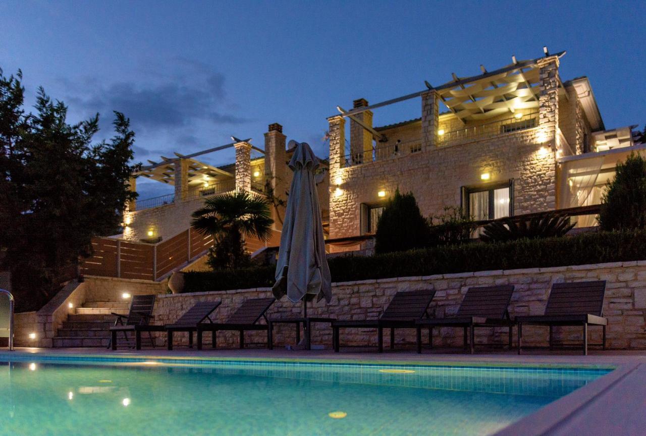 Ionian Diamond Villas Mikros Gialos Bagian luar foto