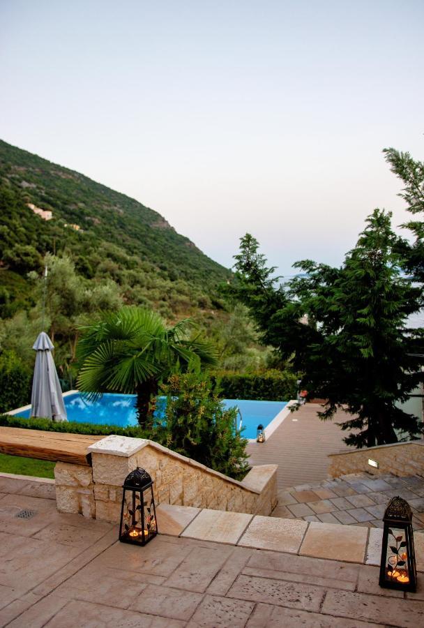 Ionian Diamond Villas Mikros Gialos Bagian luar foto