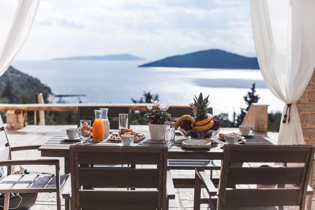 Ionian Diamond Villas Mikros Gialos Bagian luar foto