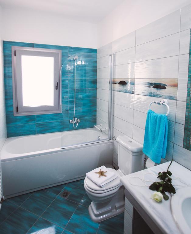 Ionian Diamond Villas Mikros Gialos Bagian luar foto