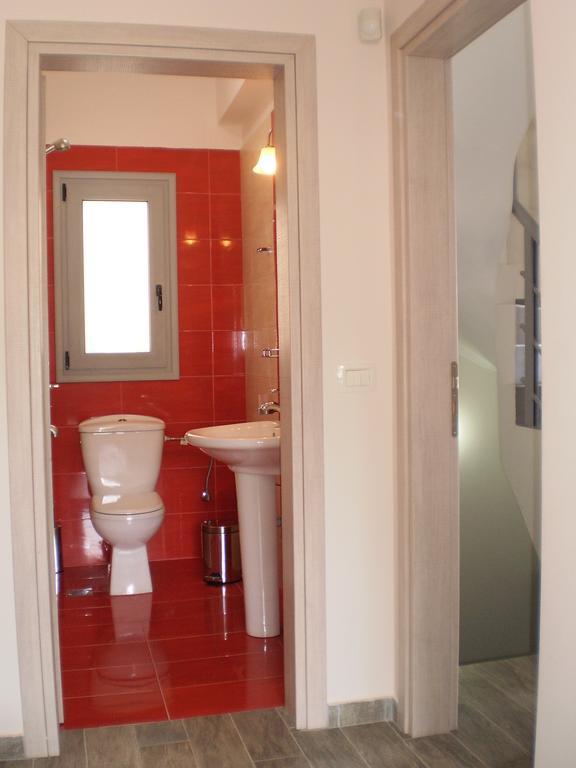 Ionian Diamond Villas Mikros Gialos Bagian luar foto